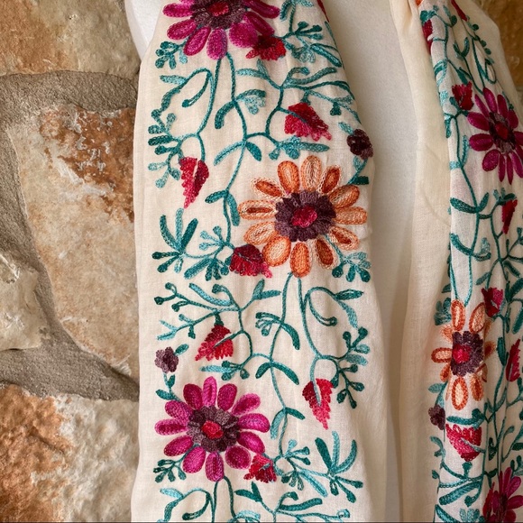 Ivory Anthro Embroidered Scarl - Picture 2 of 3